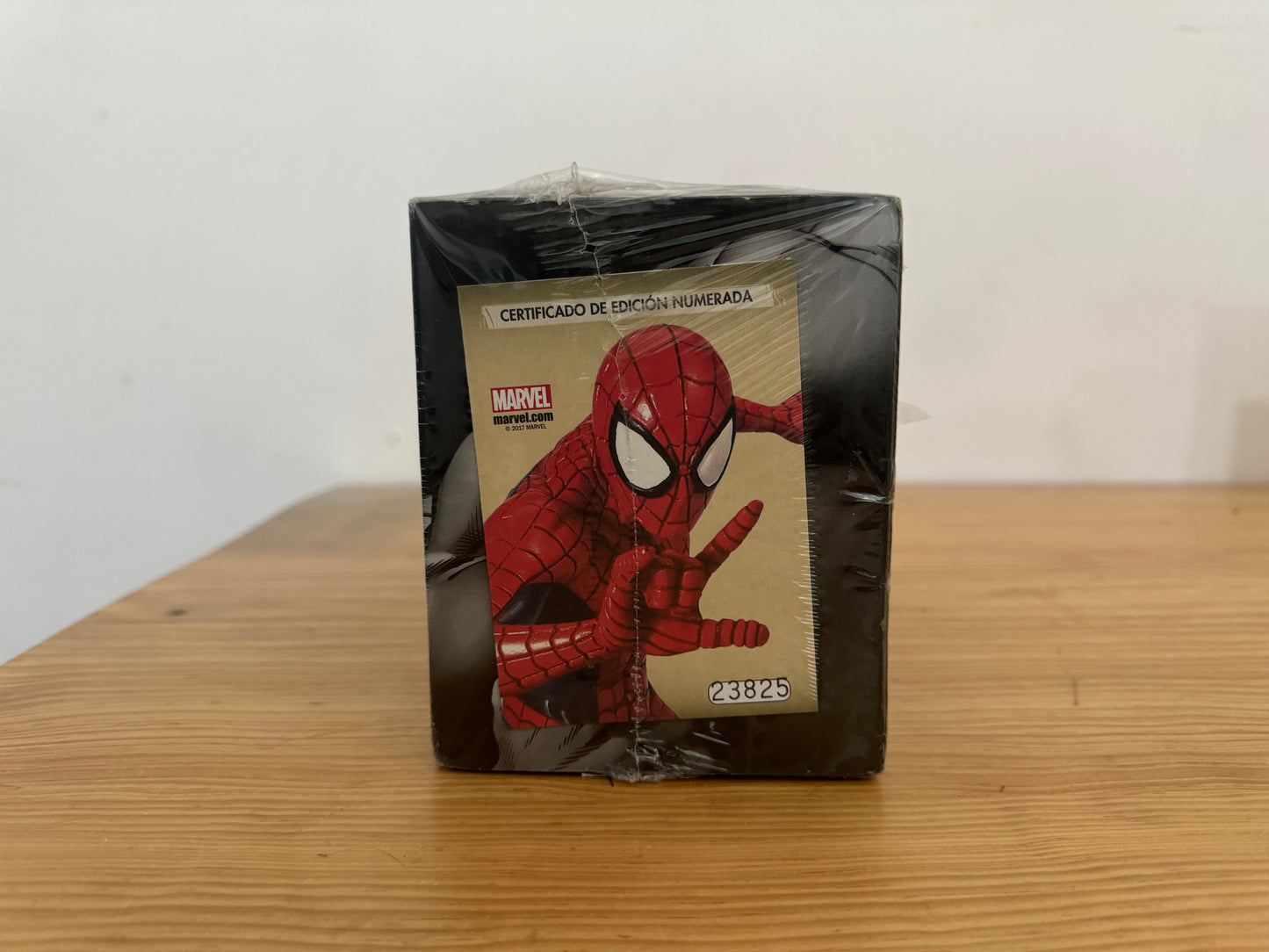 .Geekienda - dorso spiderman con tarjeta de edicion limitada  - Marvel