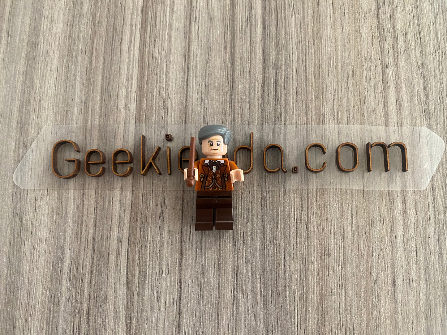 .Geekienda - LEGO Minifigura Horace Slughorn - LEGO Harry potter