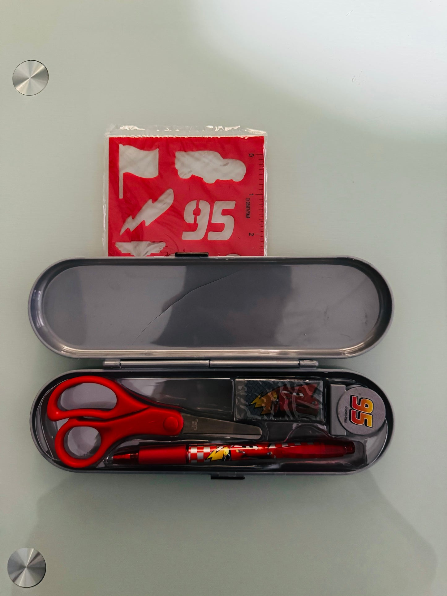 .Geekienda - libreta y estuche de rayo mcqueen  - disney cars programas infantiles / papelería