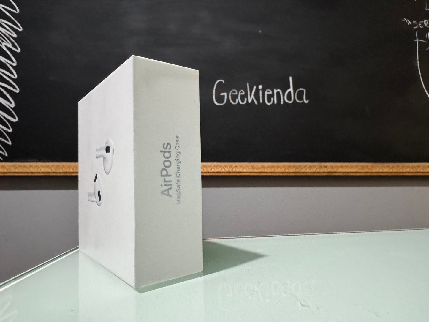 .Geekienda - gadget audifonos airpods  tercera generacion  compatible con cualquier producto apple - marca Apple