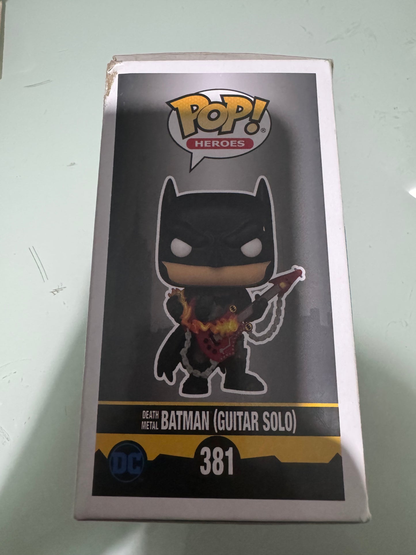 .Geekienda - Funko Pop Batman death metal (guitar solo) 381 - superheroes