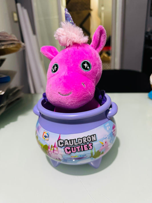 . Geekienda - peluche cauldron cuties (dragon en el caldero) - programas infantiles