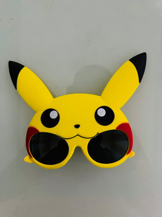 .Geekienda - Pokémon lentes version pikachu para niños marca sun staches anime